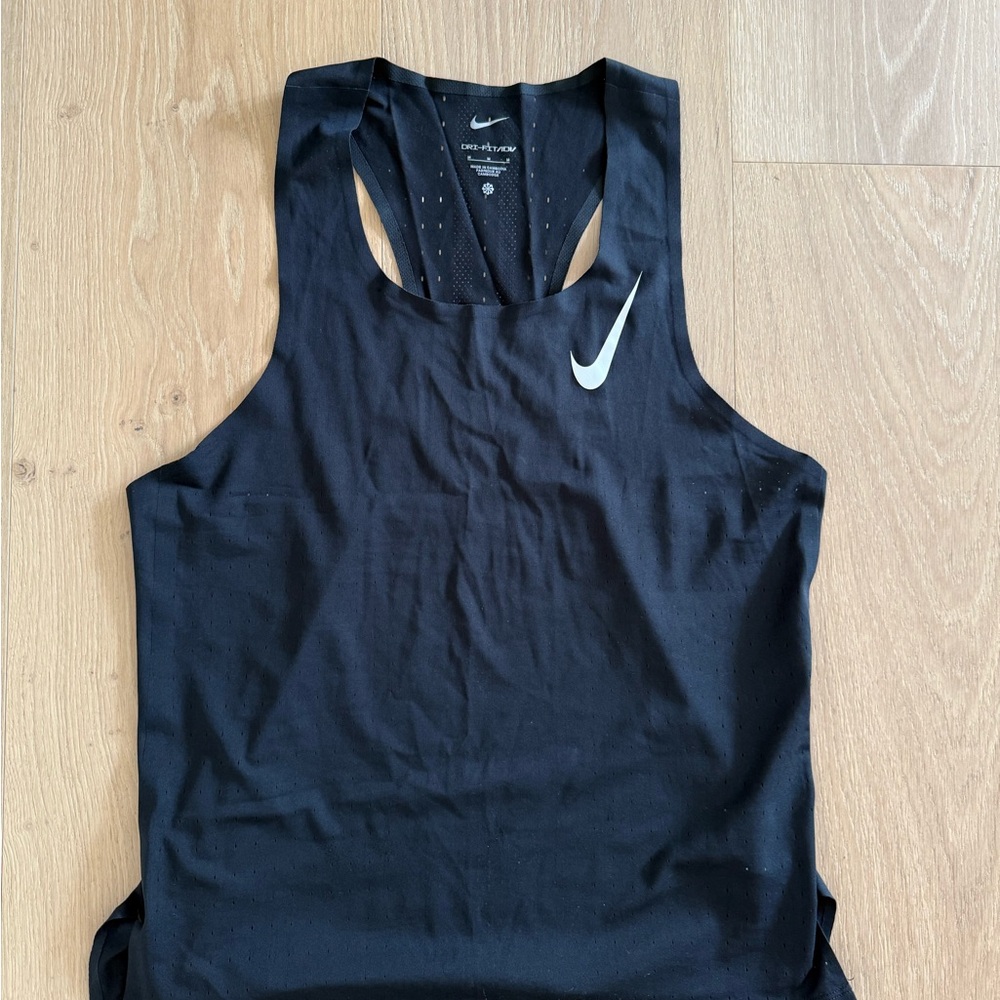 Nike Aeroswift Dri-Fit ADV Running Tank/Singlet, Black, Men’s medium